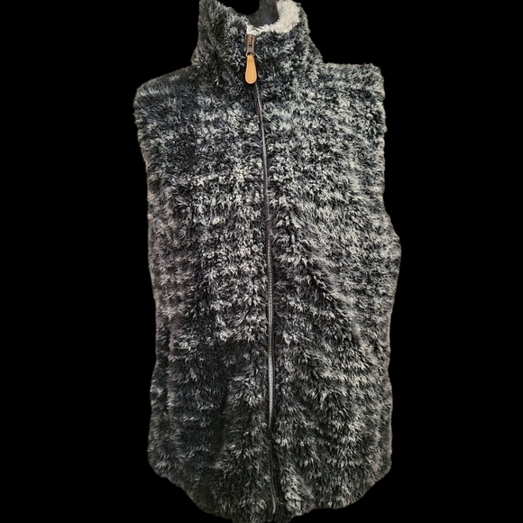 Simply Southern Large Faux Fur Vest black and gray - Picture 9 of 14